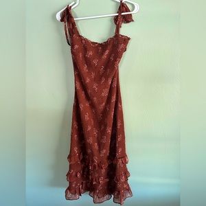 Abercrombie & Fitch Tie-Strap Smocked Midi Dress. Burgundy. Size L. NWT
